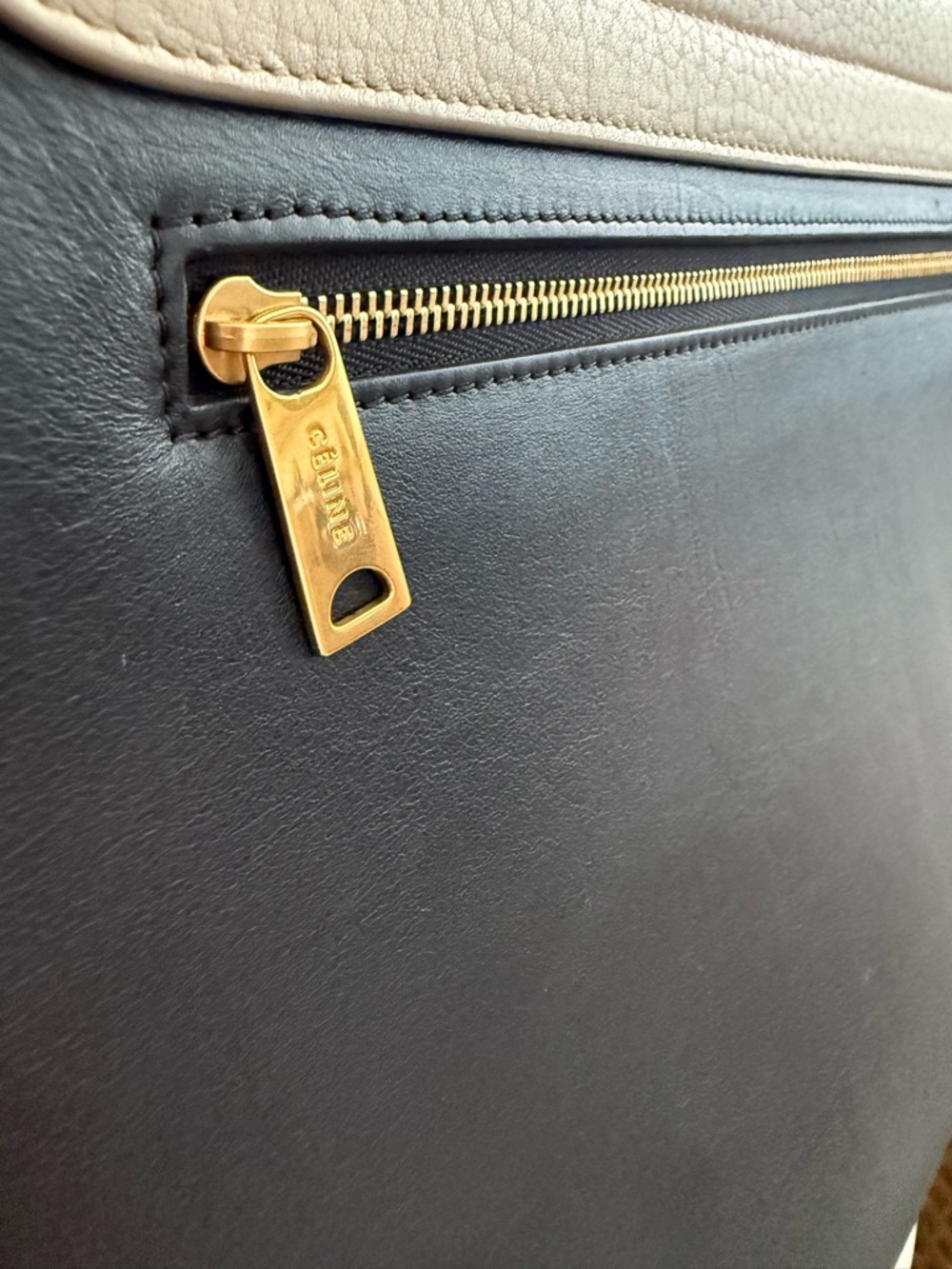 CelineTri-Color Trapeze Leather & SuedeTop Handle Bag - dust bag included - Picture 5 of 13